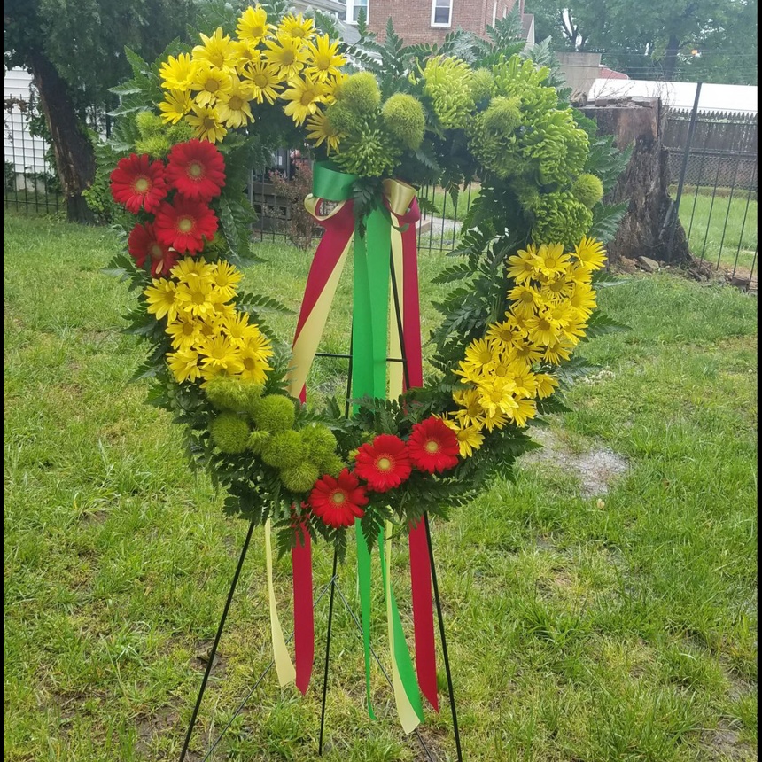 photo_5834541019981089970_y